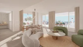 For sale 2 bedrooms apartment in Estepona
