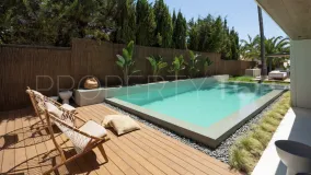 For sale villa with 4 bedrooms in Marbella
