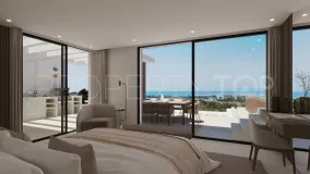 2 bedrooms apartment in Estepona for sale