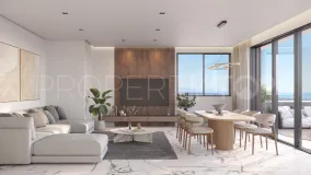 For sale Estepona 4 bedrooms apartment