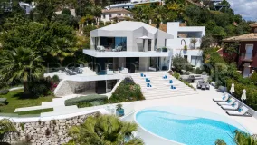 Marbella 5 bedrooms villa for sale