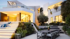 Marbella 5 bedrooms villa for sale