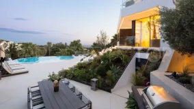 Marbella 5 bedrooms villa for sale