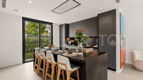 Se vende villa de 5 dormitorios en Marbella