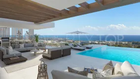 Villa con 3 dormitorios a la venta en Marbella