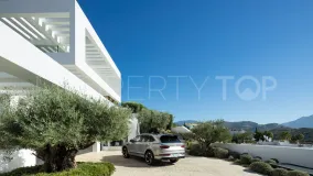 Villa for sale in Marbella with 6 bedrooms