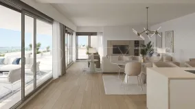 Apartamento con 2 dormitorios a la venta en Estepona