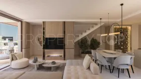 Apartamento con 3 dormitorios en venta en Marbella