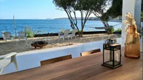 Villa with 6 bedrooms for sale in Estepona