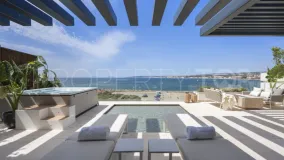 Ático en venta con 3 dormitorios en Estepona