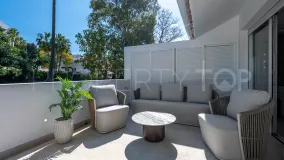 Apartamento en venta en Nueva Andalucia