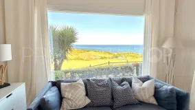 Ground floor apartment with 3 bedrooms for sale in Alcaidesa Costa