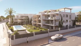 Se vende apartamento en New Golden Mile con 3 dormitorios