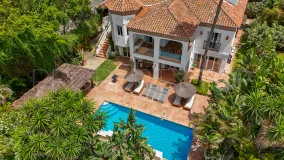 Villa de 8 dormitorios en venta en El Rosario