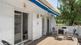 Apartamento planta baja en venta con 3 dormitorios en Nueva Andalucia