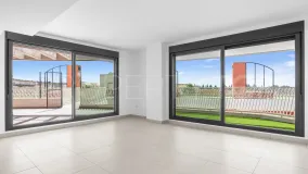 Apartamento planta baja de 2 dormitorios en venta en Mijas