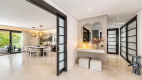 For sale duplex penthouse in Hacienda de Valderrama with 4 bedrooms