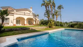 Zona G, villa de 4 dormitorios en venta