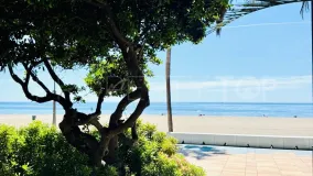 For sale apartment with 3 bedrooms in Estepona Centre