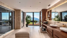Villa de 6 dormitorios en venta en Marbella Este