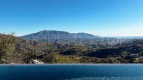 Villa de 6 dormitorios en venta en Marbella Este