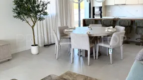 4 bedrooms ground floor apartment in Estepona for sale