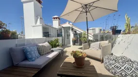 Atico duplex en venta en Estepona Casco Antiguo de 2 dormitorios