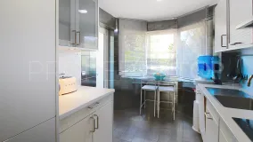 Ground floor apartment with 3 bedrooms for sale in El Embrujo Banús