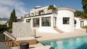 Villa de 4 dormitorios a la venta en Guadalmina Alta