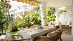 For sale ground floor apartment in El Presidente