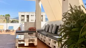 Atico duplex en venta con 3 dormitorios en Selwo