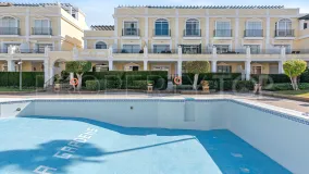 Buy ground floor apartment with 3 bedrooms in Aloha Gardens