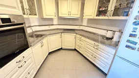 Comprar apartamento en San Pedro de Alcantara de 2 dormitorios