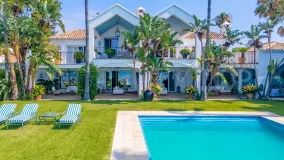 For sale villa in Guadalmina Baja