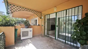 For sale ground floor apartment with 2 bedrooms in Guadalmina Alta