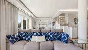 Apartamento en venta en Nueva Andalucia