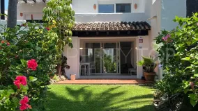 For sale 3 bedrooms town house in Estepona