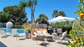For sale villa in Elviria