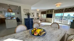 6 bedrooms villa for sale in Estepona