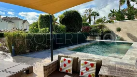 6 bedrooms villa for sale in Estepona