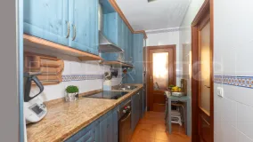 Buy ground floor apartment with 3 bedrooms in Estepona Centre