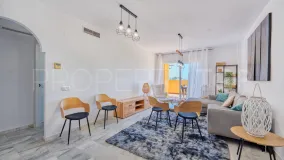 Apartamento en venta de 2 dormitorios en Elviria