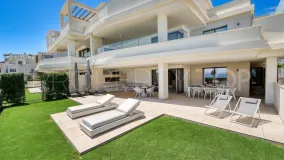 Estepona, apartamento planta baja a la venta