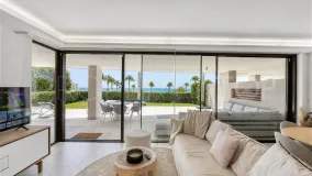 Estepona, apartamento planta baja a la venta