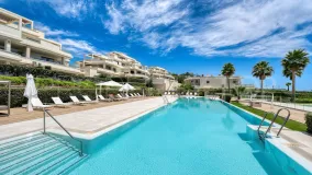 Estepona, apartamento planta baja a la venta