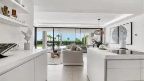 Estepona, apartamento planta baja a la venta