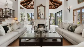 Buy El Madroñal villa