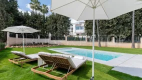 For sale 4 bedrooms villa in Nueva Andalucia