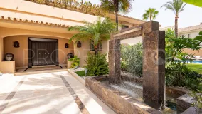 Villa en venta en Los Monteros
