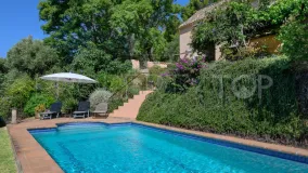 Comprar villa en Estepona